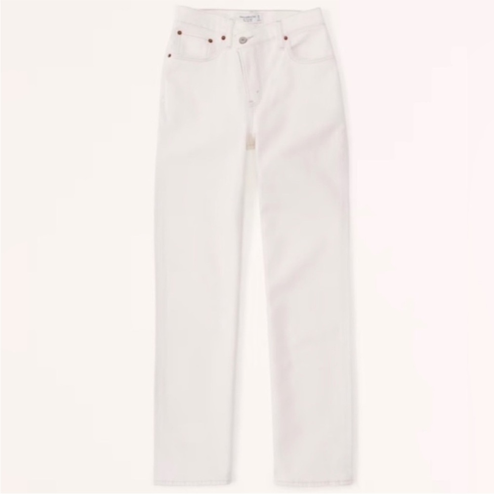 Abercrombie & Fitch Curve Love Ultra High Rise 90’s Straight Jeans